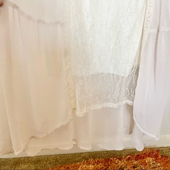 ASTR white lace and crochet maxi dress - Picture 5 of 8